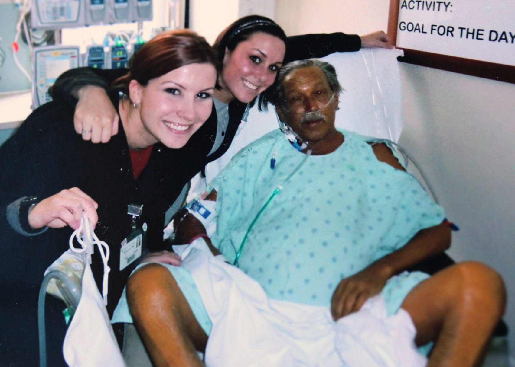 Craig with daughters in hospital